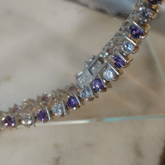 Sterling Silver CZ Bracelet 7 Inches Tennis  Sparkling Purple Clear Stonesn Gift - Picture 8 of 12
